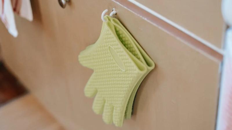 High temperatures resistant glove