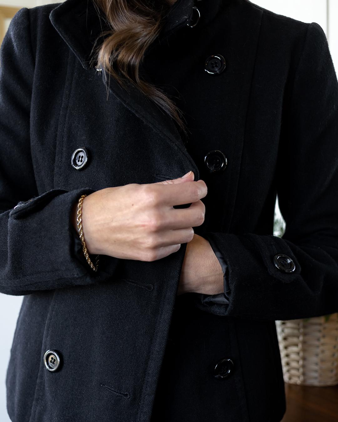 The best trick for how to remove lint and fuzz from a wool coat! Here