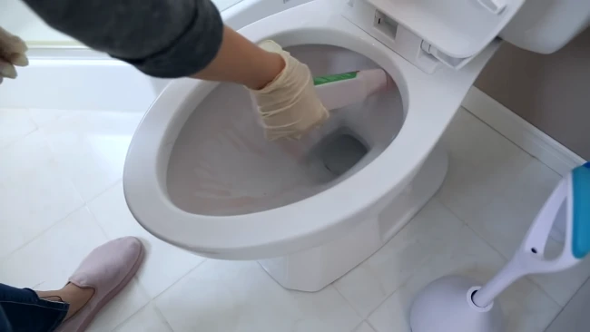 Why Should You Wear Gloves When Cleaning the Bathroom