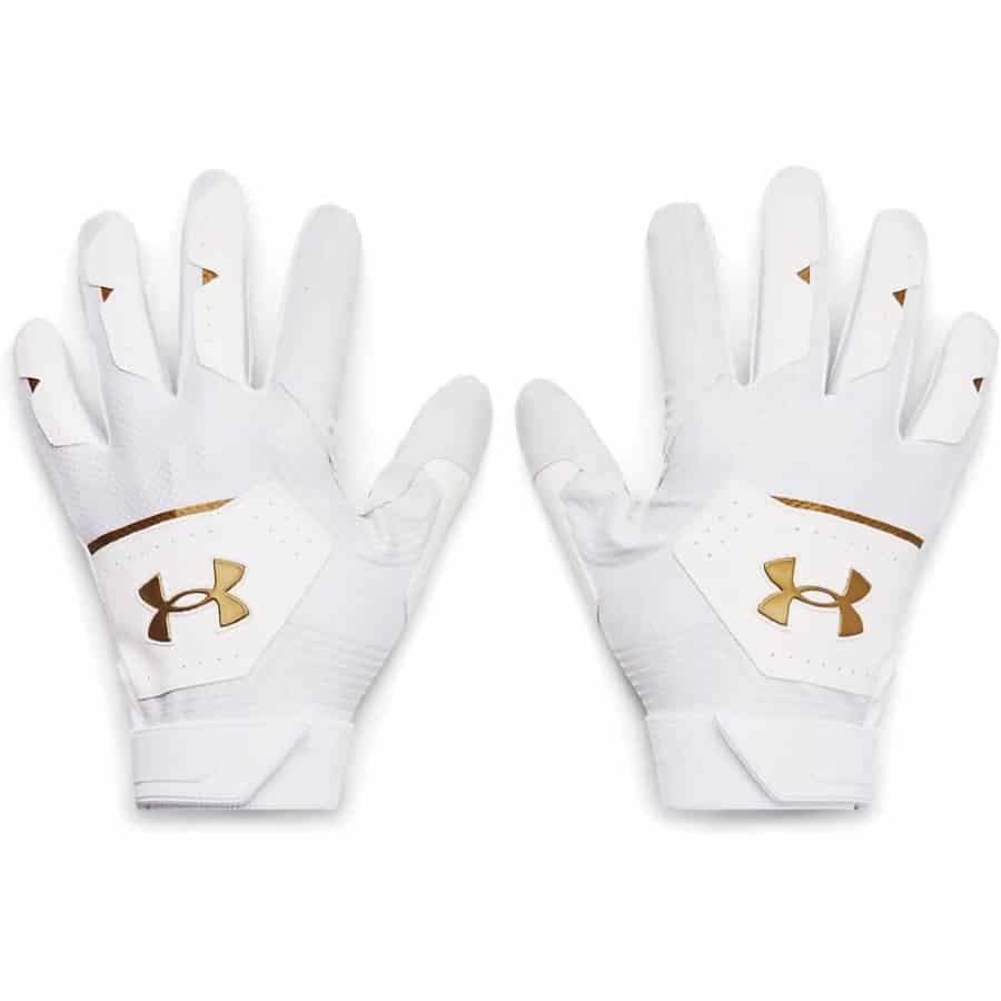 Under Armour Clean Up 21 - White/Gold on a white background.