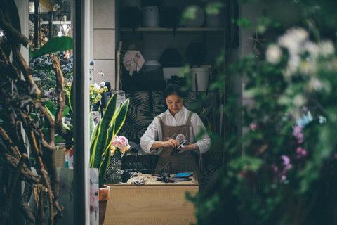 florist in florist shop