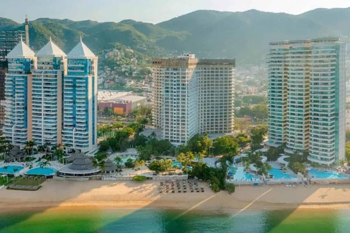 Dreams-Acapulco