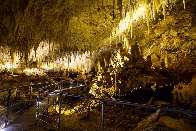 jewel cave vs wind cave