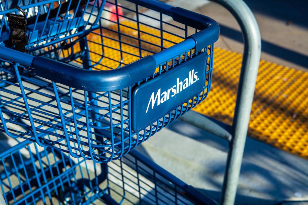 marshalls shopping cart outside