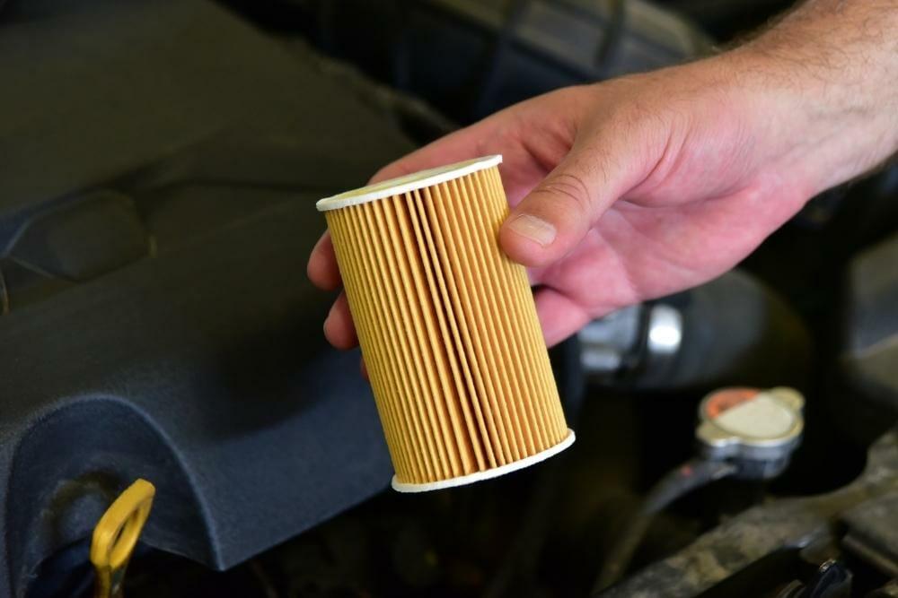 How To Remove an Oil Filter Without a Tool Easily