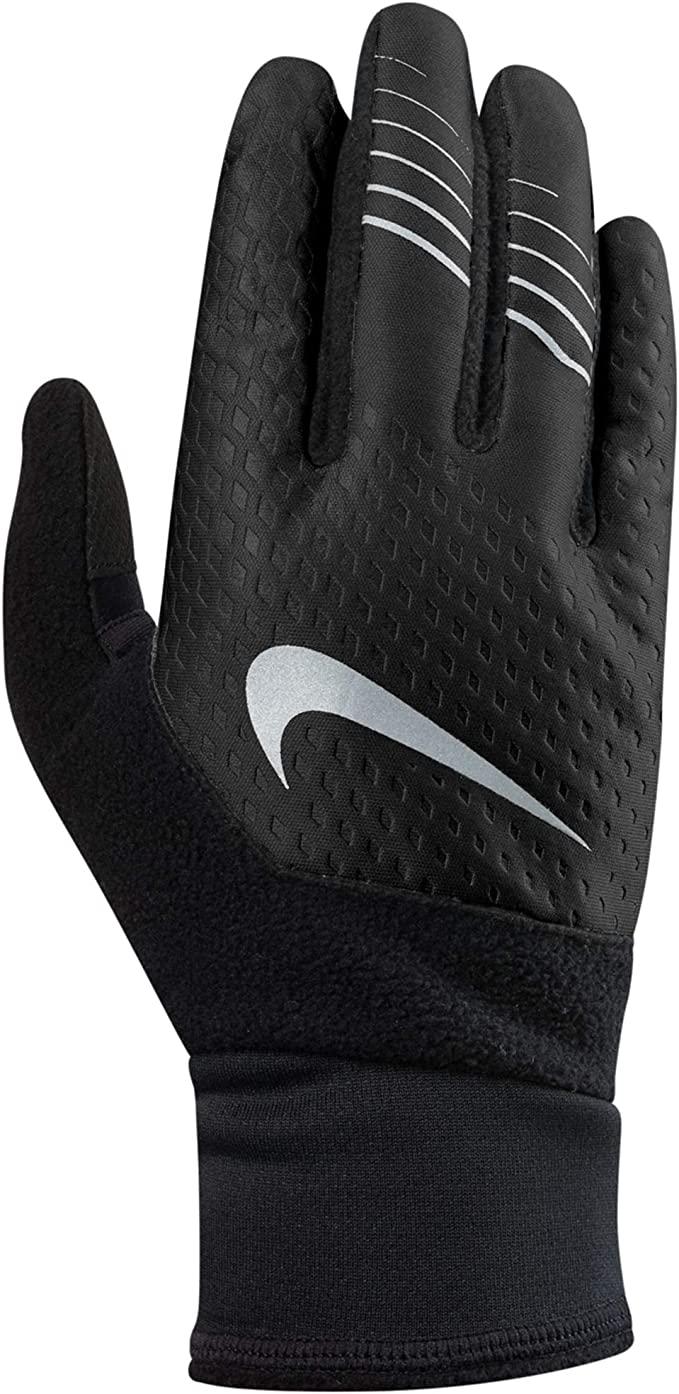 5 Reasons Why Soccer Players Wear Gloves