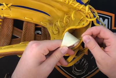 wilson-custom-glove-steps