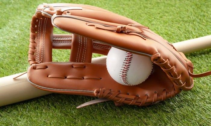 oil-for-baseball-glove
