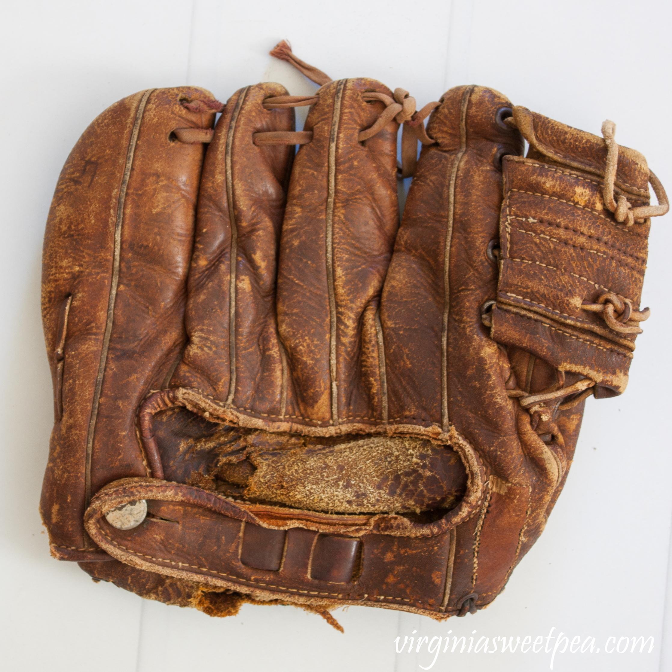 G-H made in Roanoke, Virginia vintage baseball glove most likely from the 1950