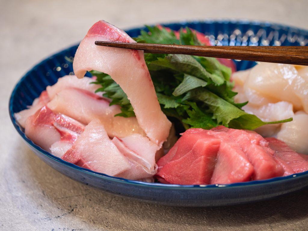 Assorted fresh yellowtail and tuna sashimi