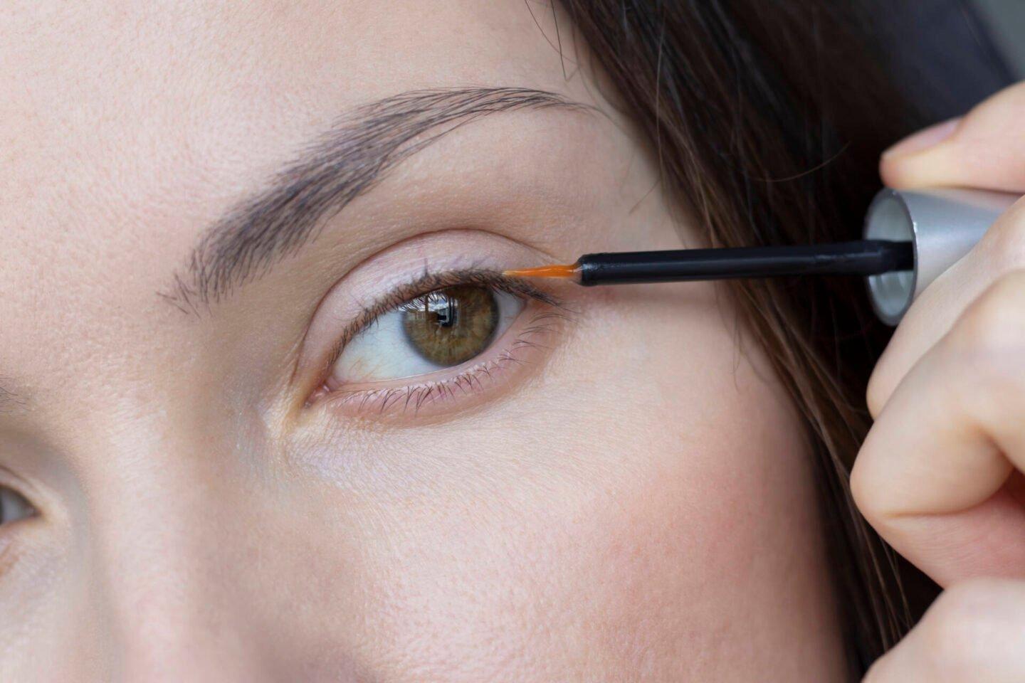 Will Your New Lashes Fall Out When You're No Longer Using Eyelash Serum?