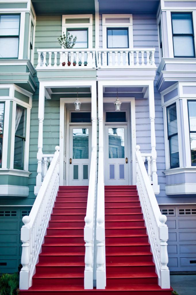 Classic building exterior in San Francisco, CA