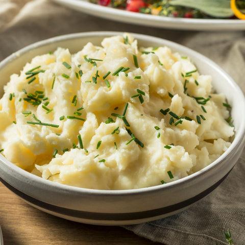 mashed potatoes with chives on top