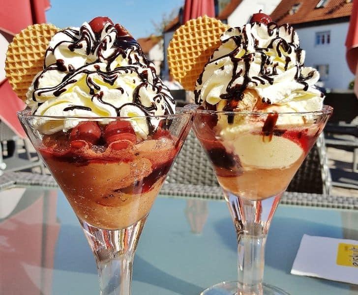 michigan ice cream sundaes - best ice cream in michigan
