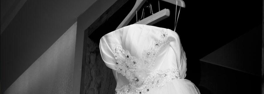 10 Responsible Ways to Part With Your Wedding Dress After a Divorce