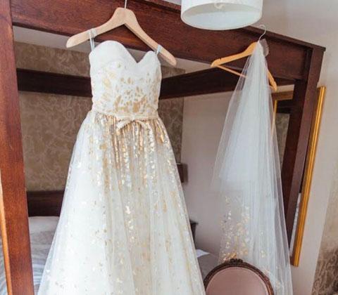 rent out wedding dress after divorce