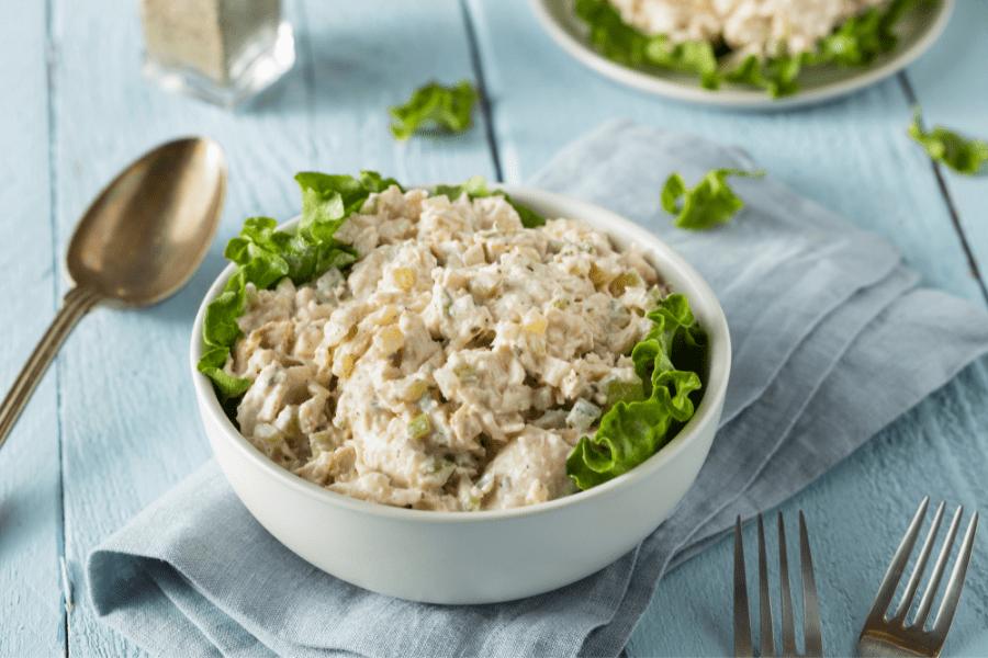 The BEST chicken salad sides! Here are the best options for what to serve with chicken salad for lunch or dinner.