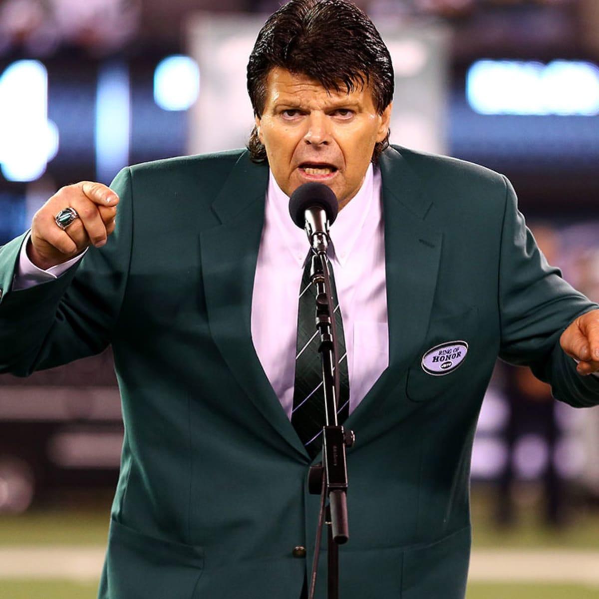 Mark Gastineau alive and kicking