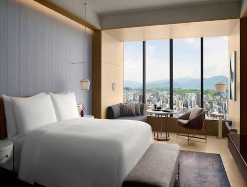 The Ritz Carlton Fukuoka