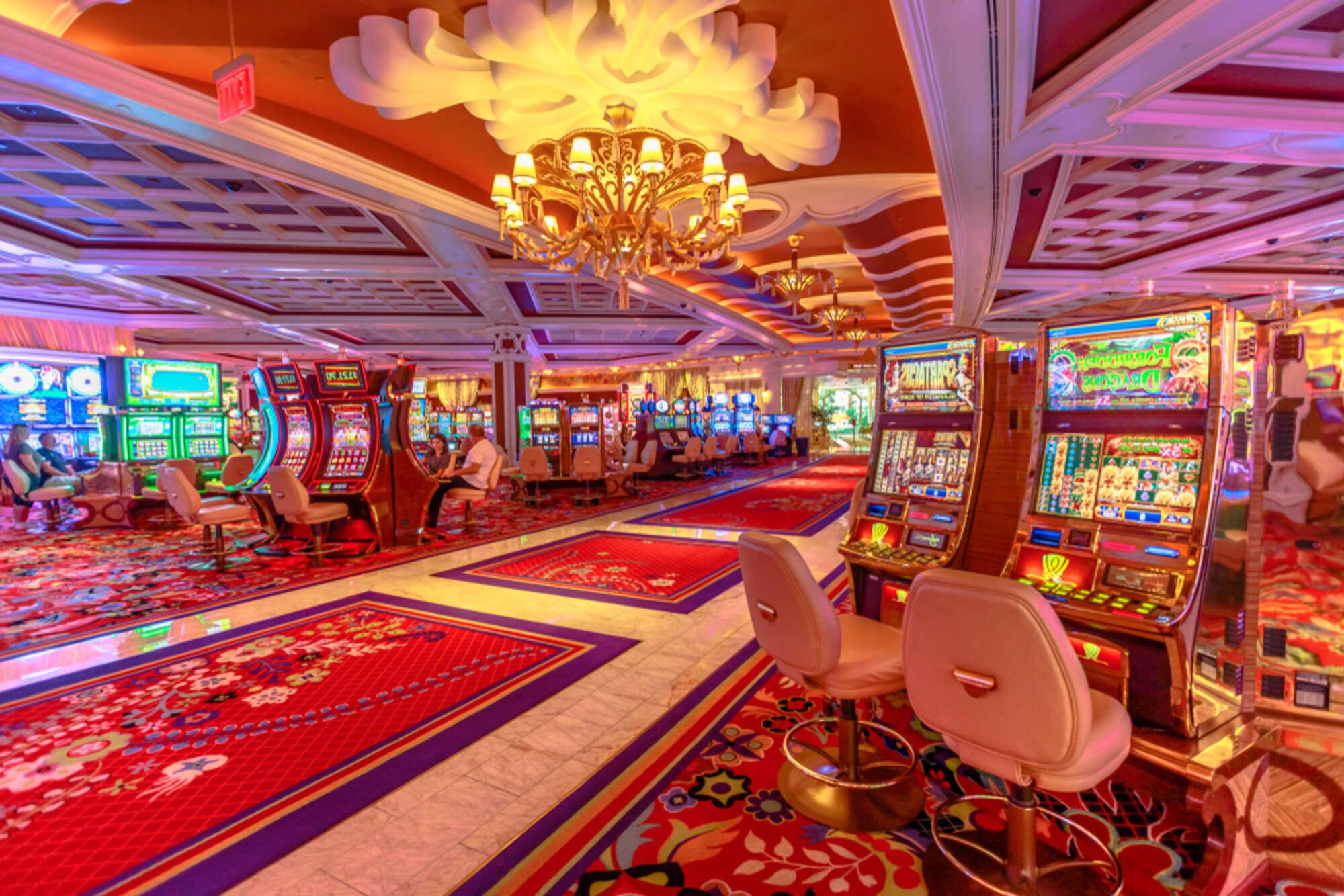 A Guide to Playing Slots on the Strip