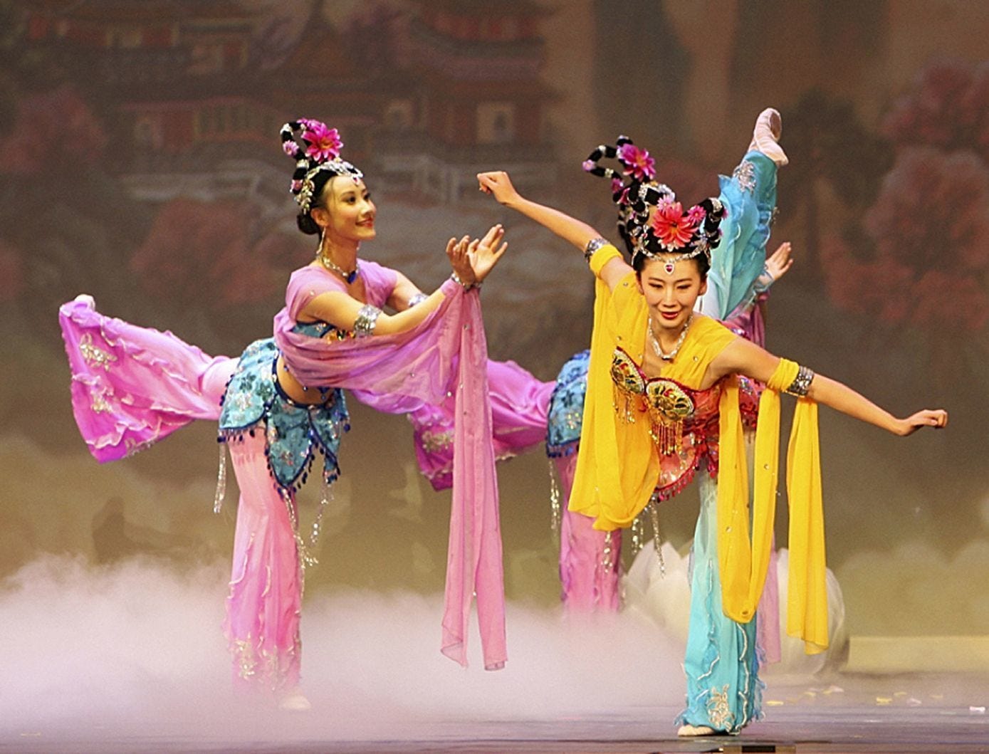 Shen Yun Performing Arts shows celebrate 5,000 years of Chinese culture and history.