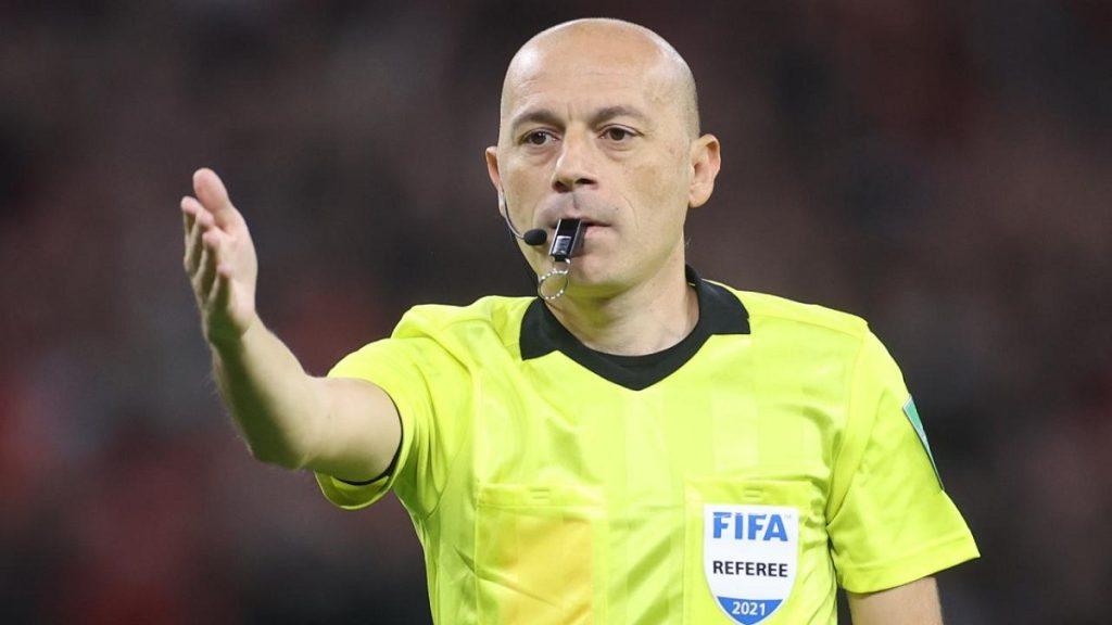 Cüneyt Çakır: The Accomplished Turkish Football Referee