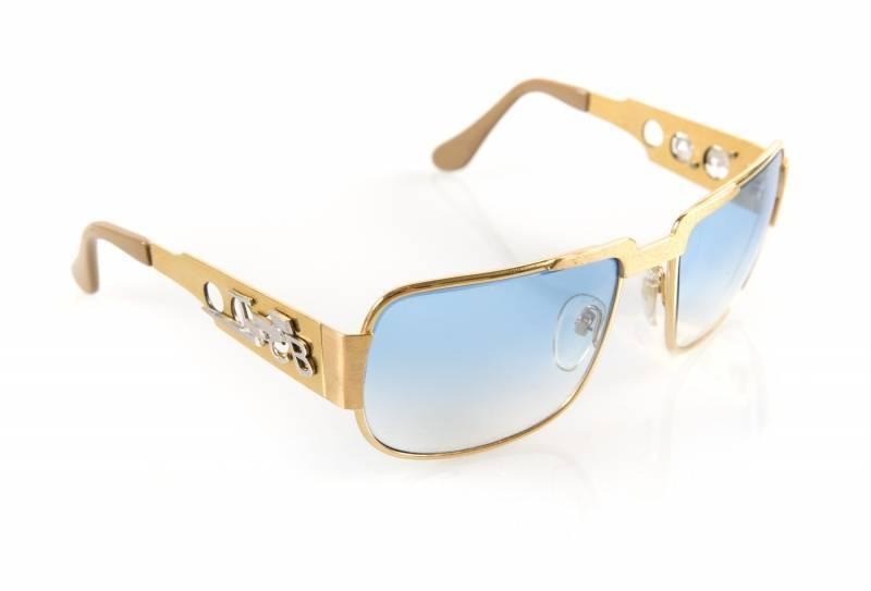 A pair of Elvis Presley’s TCB Neostyle Nautic glasses that sold for $21,760. Image © Juliens'