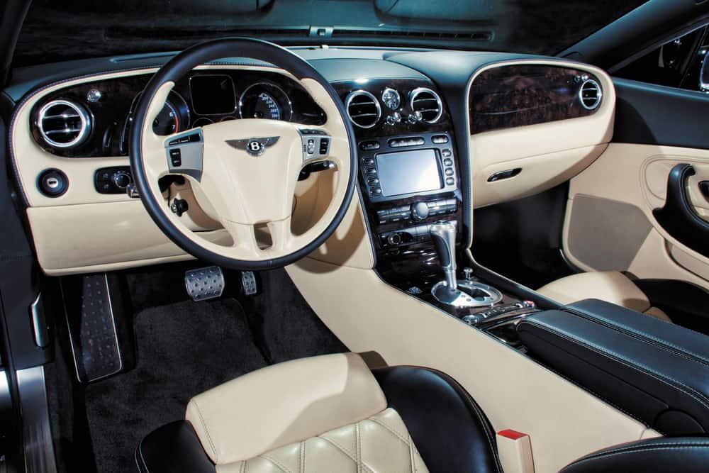 Executive car Bentley Continental GT Speed - interior
