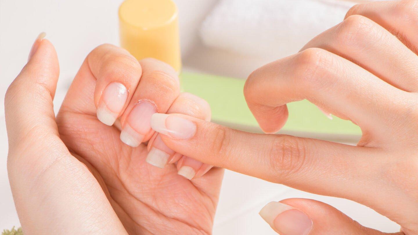 How To Prevent Cuticle Pain And Hangnails?