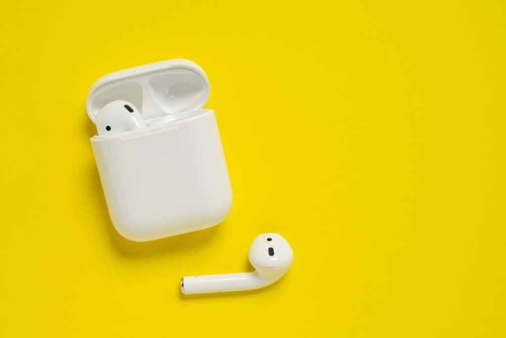 Why Do Airpods Have Static Noise?