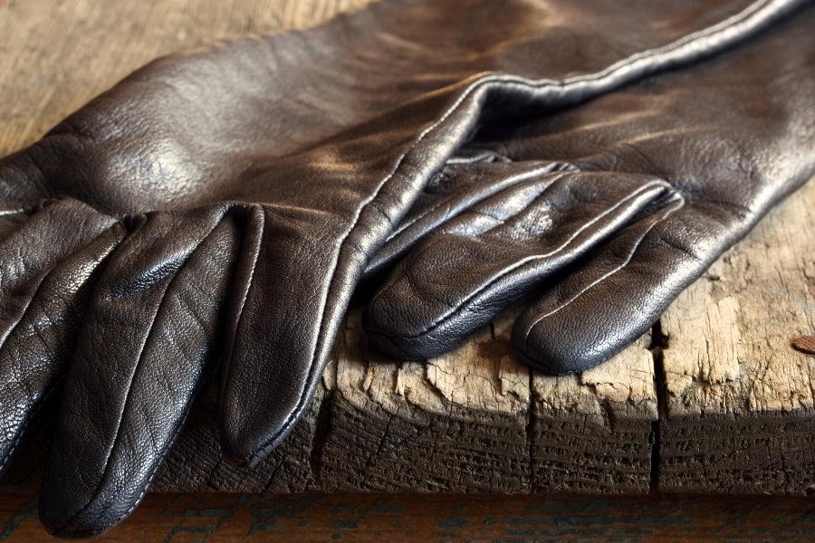 How to shrink leather gloves