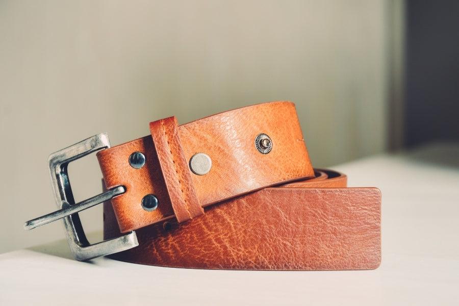 How to shrink leather belt