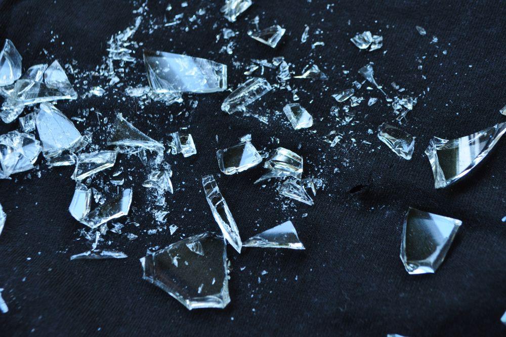 Bad Spiritual Meanings Of A Broken Glass