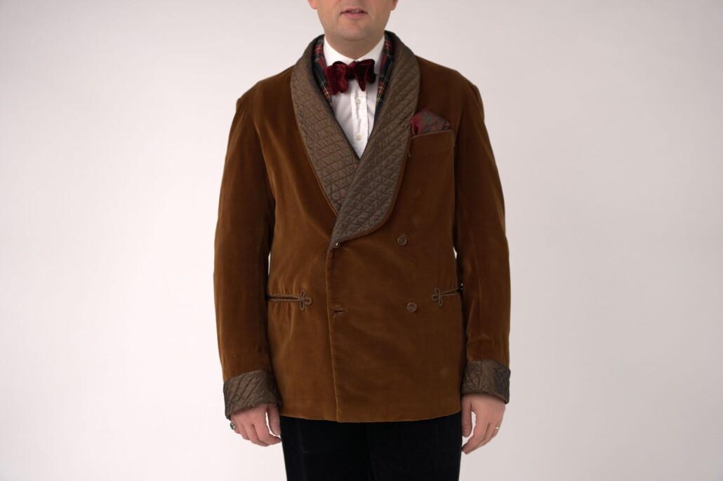 Photo of brown smoking jacket