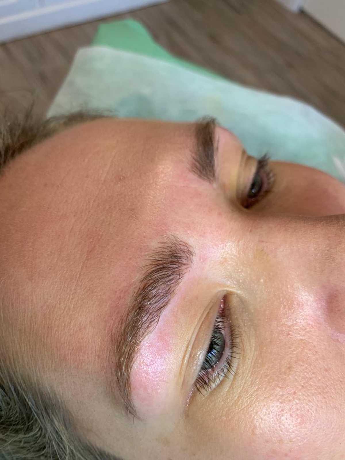 Permanent Eyebrow Feathering