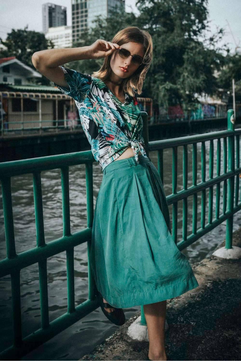 floral blouse green skirt outfit