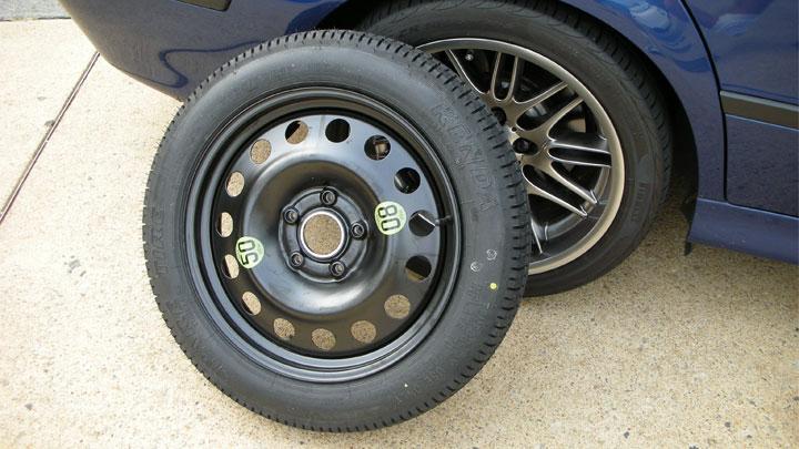 donut (space-saver) tire