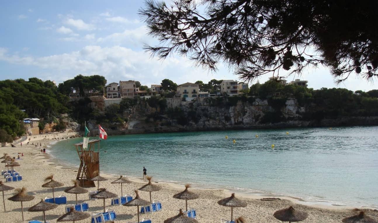 Nadal shows his Majorca frontline property during the lockdown