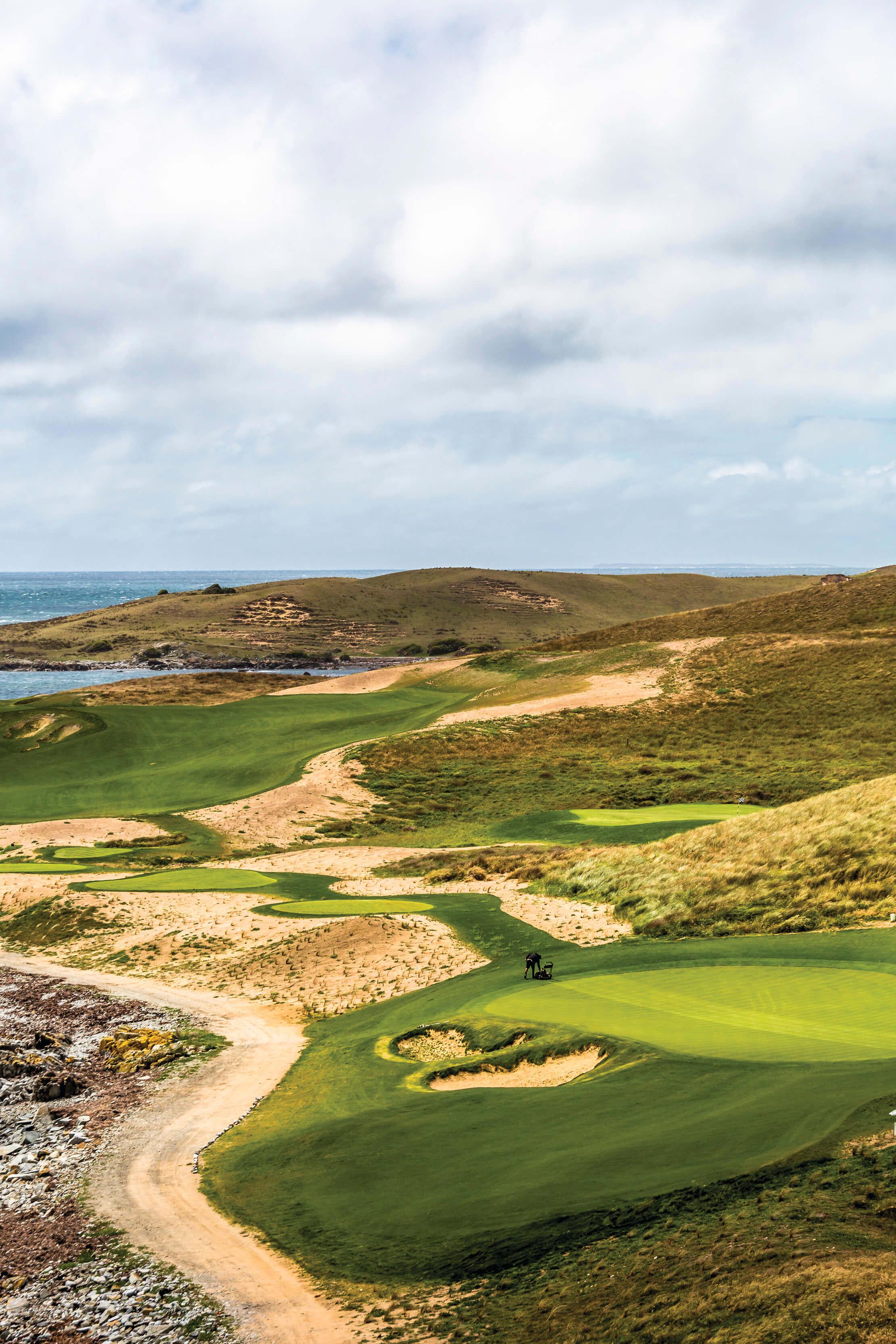 Northwest-Tasmania King-Island Cape-Wickham-Golf-Course 131470-2