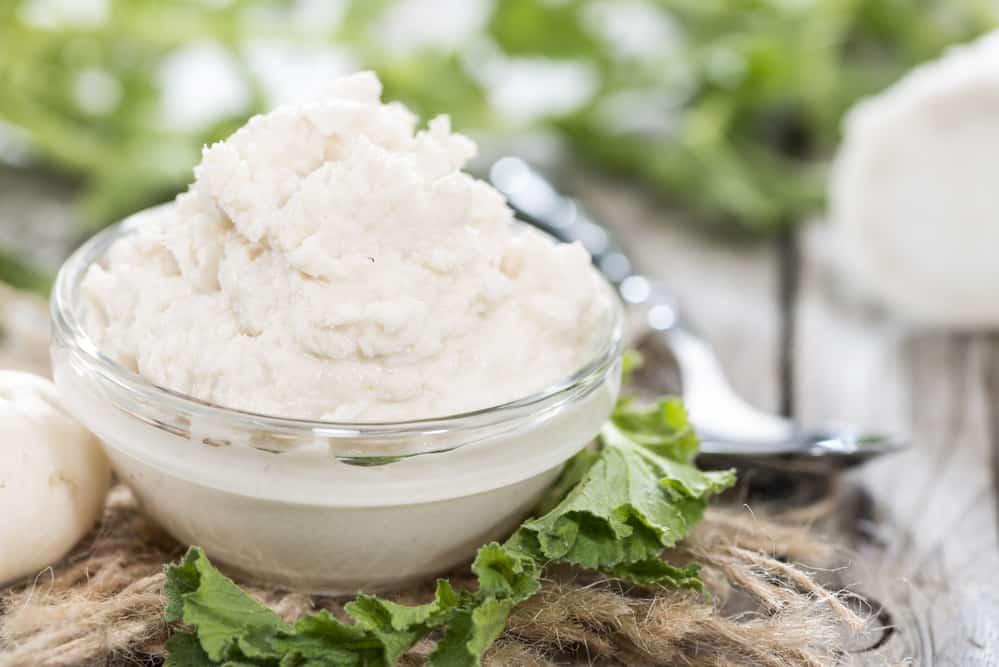 Small bowl with Horseradish Sauce