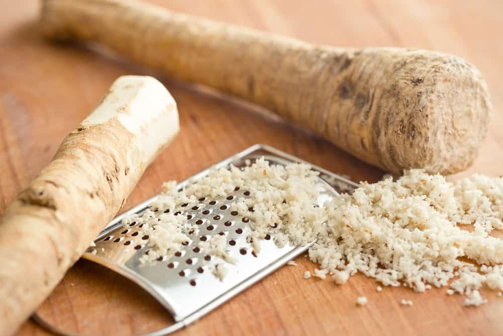 Grated horseradish root