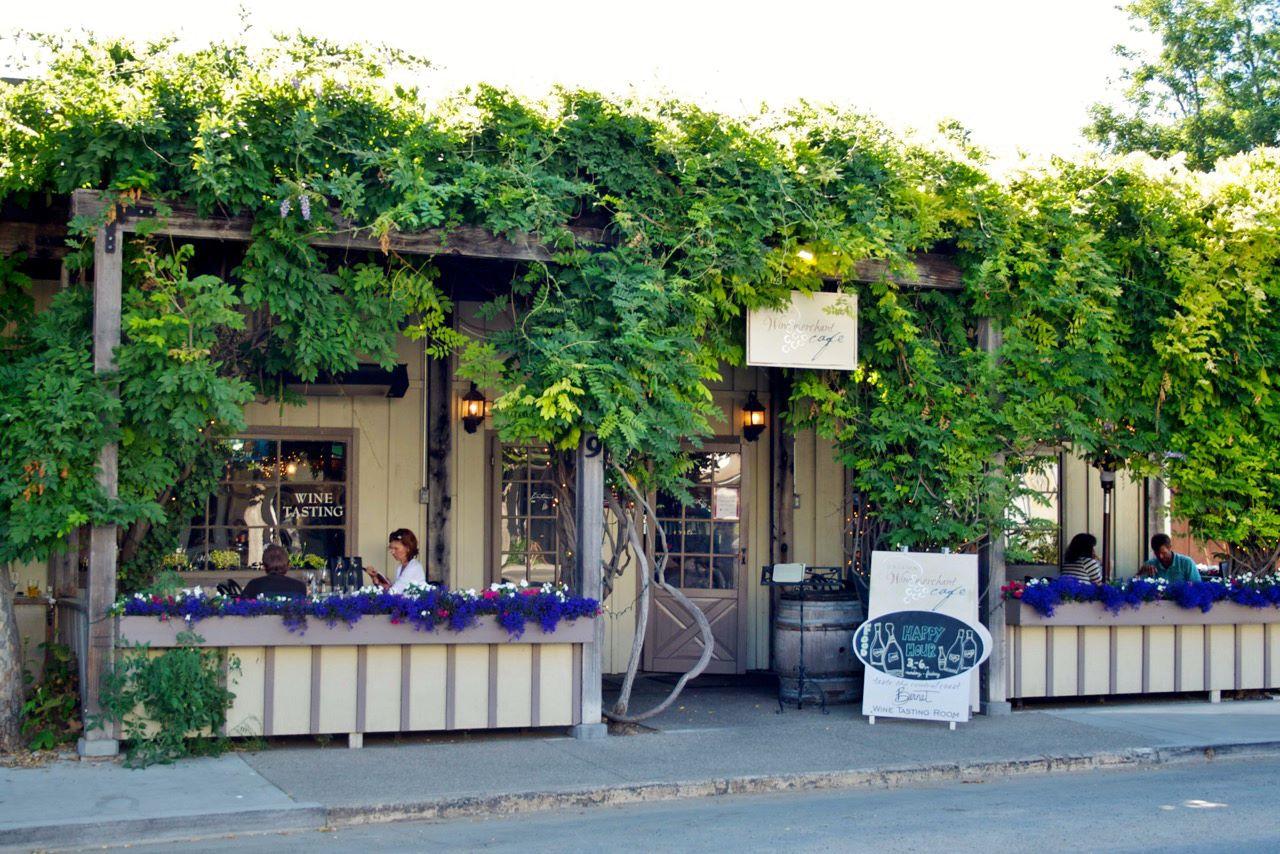 Bar Le Cote seafood restaurant in Los Olivos