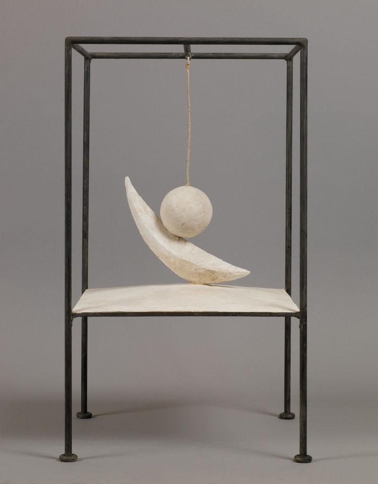 Alberto Giacometti, Suspended Ball (Boule suspendue), 1930-1931.