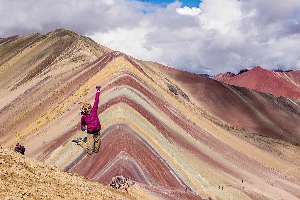 rainbow mountains peru