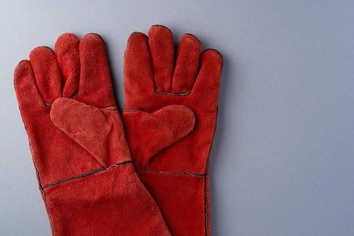 Red winter gloves