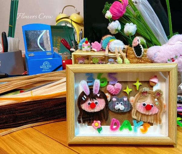 pipe cleaner photo frame for family