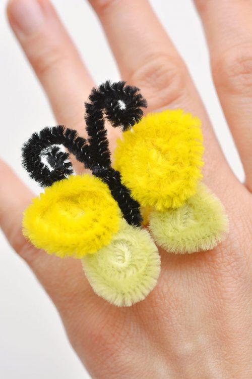 40+ Awesome Pipe Cleaner Crafts - Pipe Cleaner Butterfly Rings