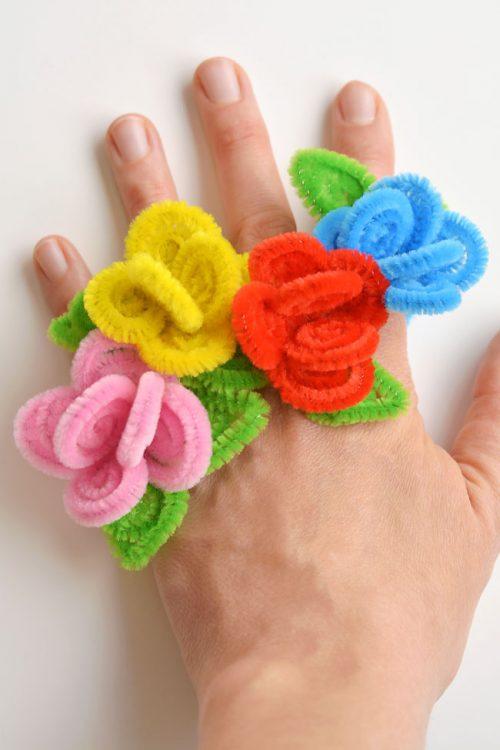 40+ Awesome Pipe Cleaner Crafts - Pipe Cleaner Flower Rings