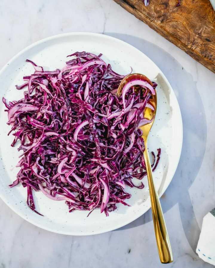 Red cabbage slaw