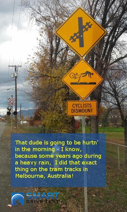 Bicycle regulatory sign in Seattle, WA, USA telling drivers to give the right-of-way to cyclists.
